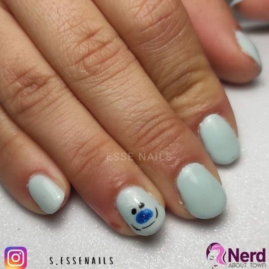 light blue short gel nails