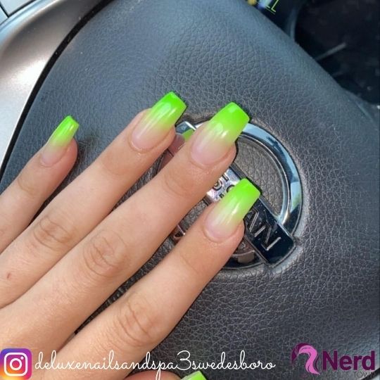 lime green ombre nail design