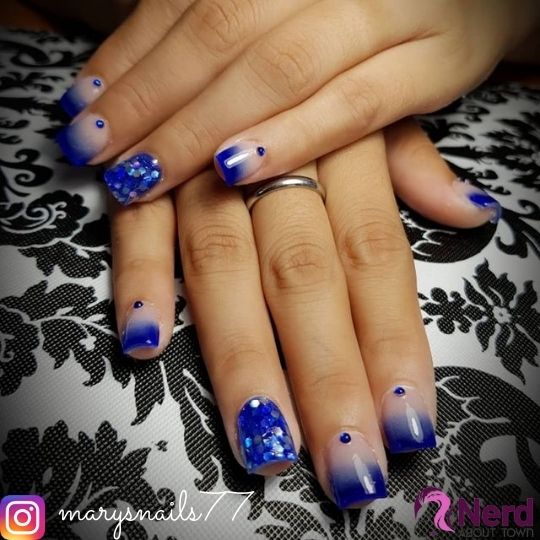 royal blue ombre nail design idea