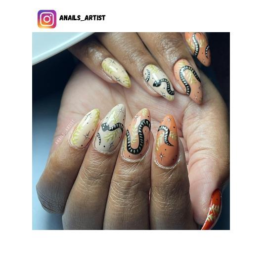 snake nail design