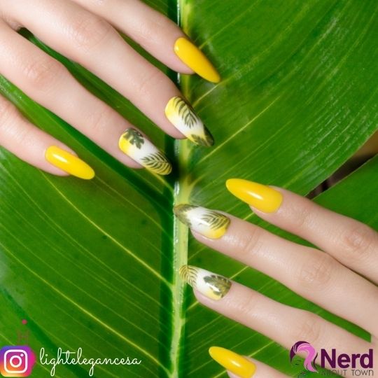 Yellow nail acrylics