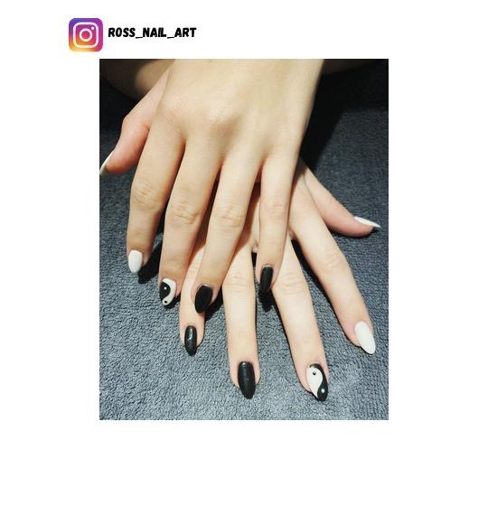 yin yang nail designs