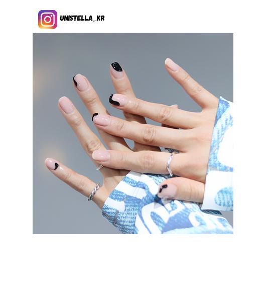 korean minimalist nail designs