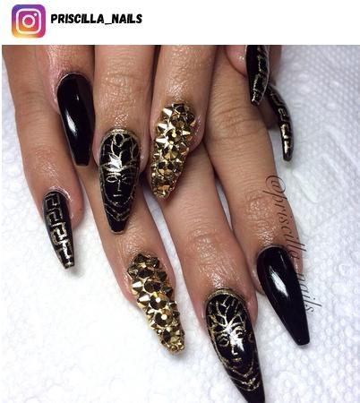 black and gold nail design ideas