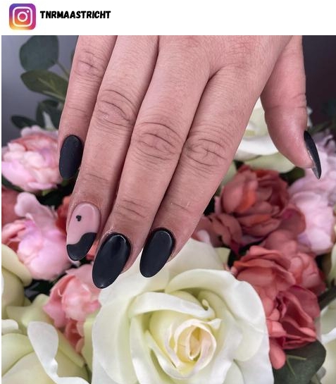 matte black design nail art