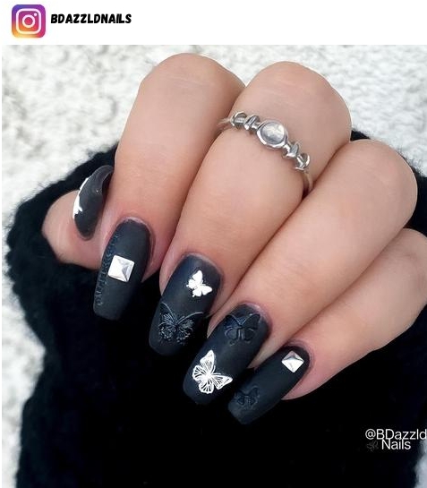 matte black design nail polish design
