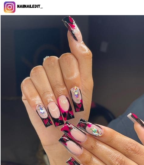 pink and black nails