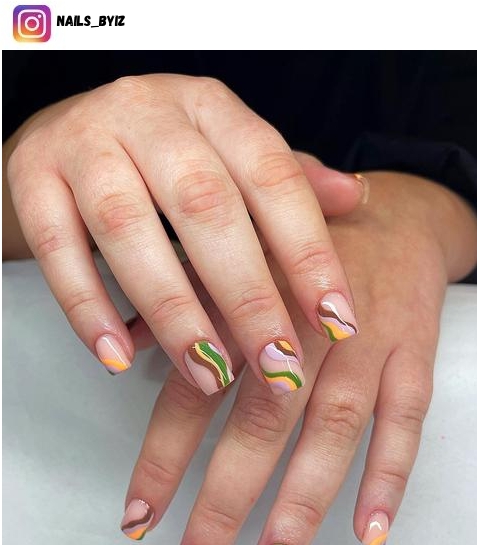 April nail design