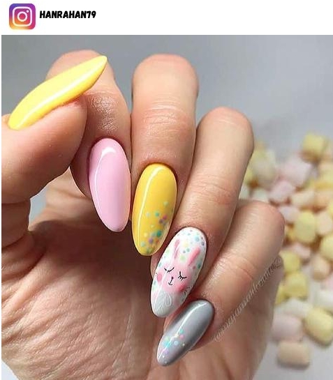 April nail design
