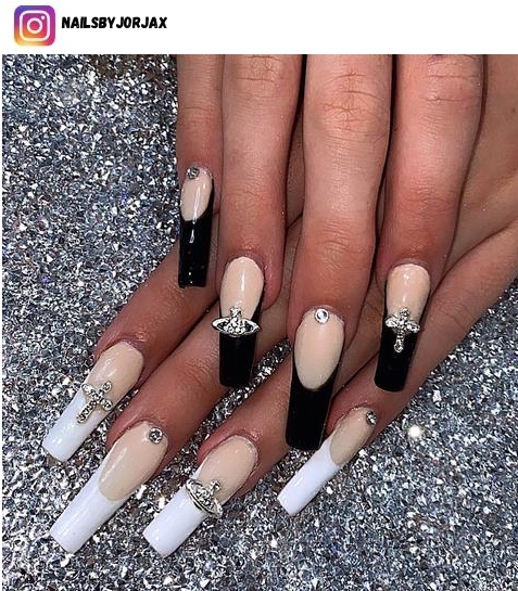 50 Beautiful Black and Gold Nail Designs That Will Make You Gasp in 2023