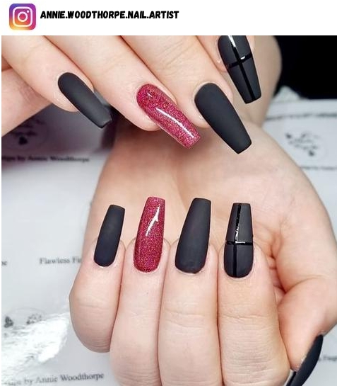 black matte nail designs