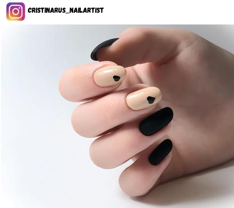 black matte nail design ideas