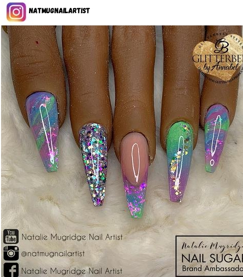 30 Coolest Summer Nails 2021 : Glitter and Colorful Swirl Nails