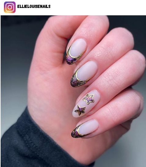 gold french tip nail design