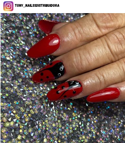 ladybug nail designs