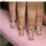 49 Luxurious Nails With Gold Flakes for 2022
