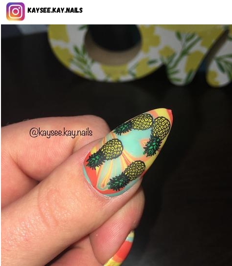 pineapple nail design