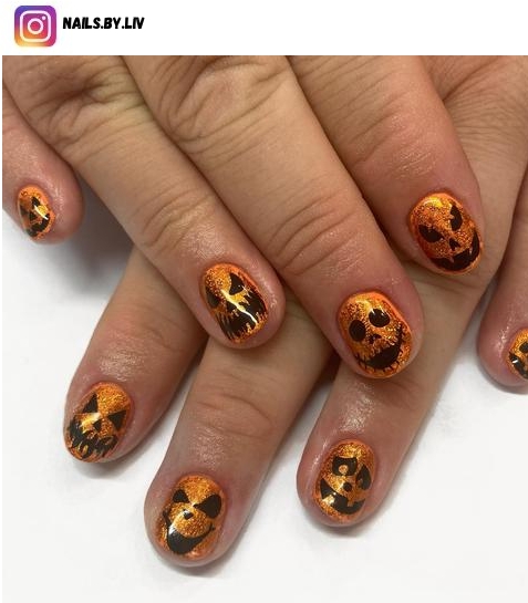 pumpkin nail polish design