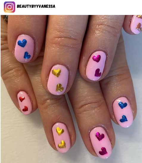 short valentine nail design ideas