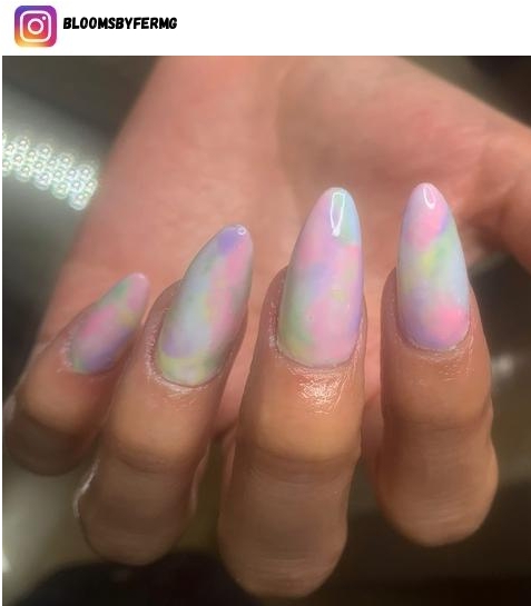 tie dye nail art