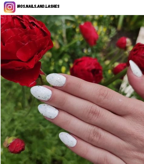 white glitter nail design ideas