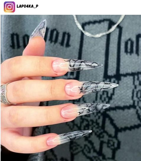 E-Girl nail design