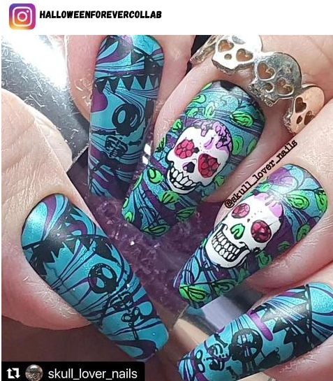 skull nail design