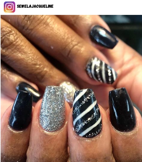 black and silver nail art