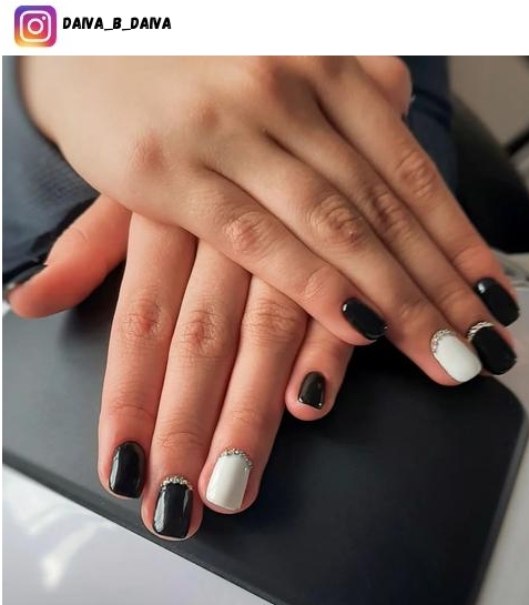 black and white nail short nail polish design