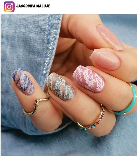 feather nail design