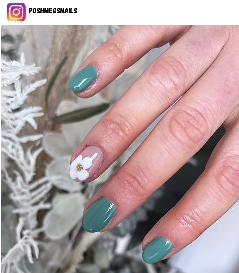 wedding guest nail design