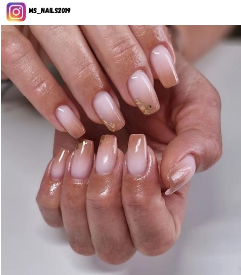 nude ombre nails