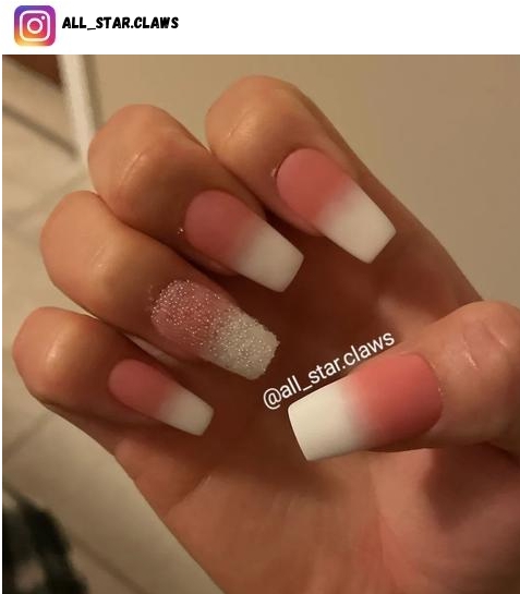nude ombre nail art