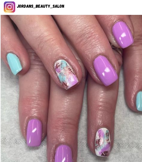short purple nails