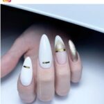 63 Unique White and Gold Nail Designs