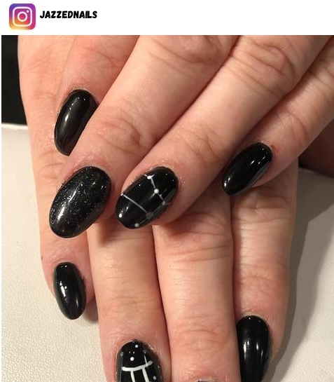 black accent nail polish design