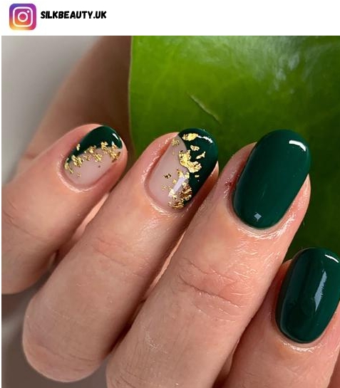 50+ Christmas & Holiday Nails For A Festive Look : Glitter + Plaid Green  Nails