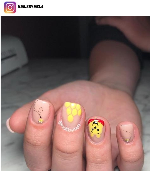 winnie the pooh nail design