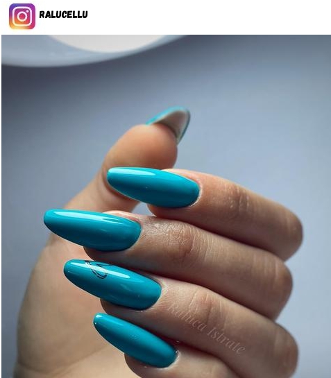 blue almond nail design ideas