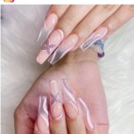 51 Clear Ombré Nail Designs to Show Off