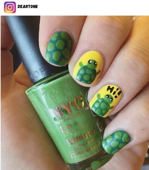 turtle nail art