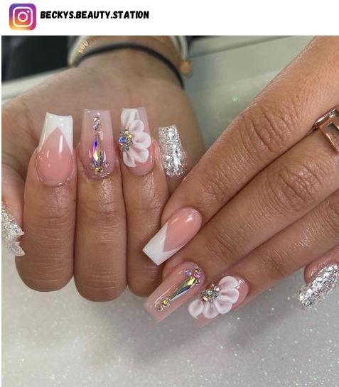 white flower nail art
