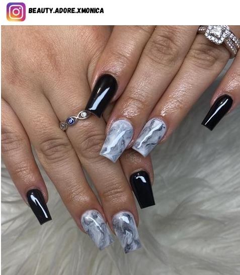 black and white marble nail art