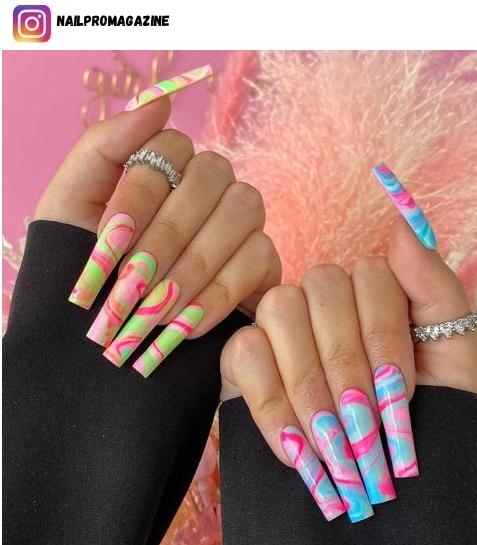  pink marble nail art