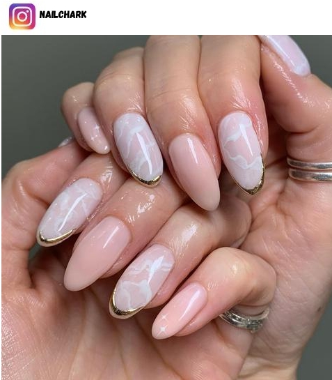 white marble nail design