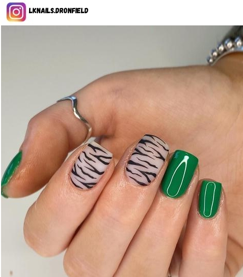 zebra nail art