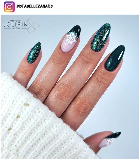 Frozen nail design