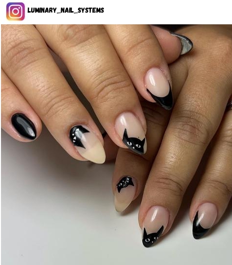 black cat nail