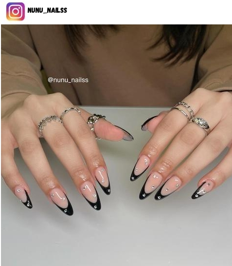 black french tip nail design