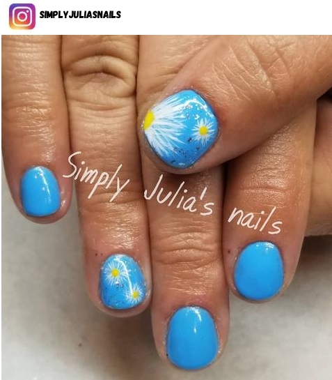 blue daisy nail ideas
